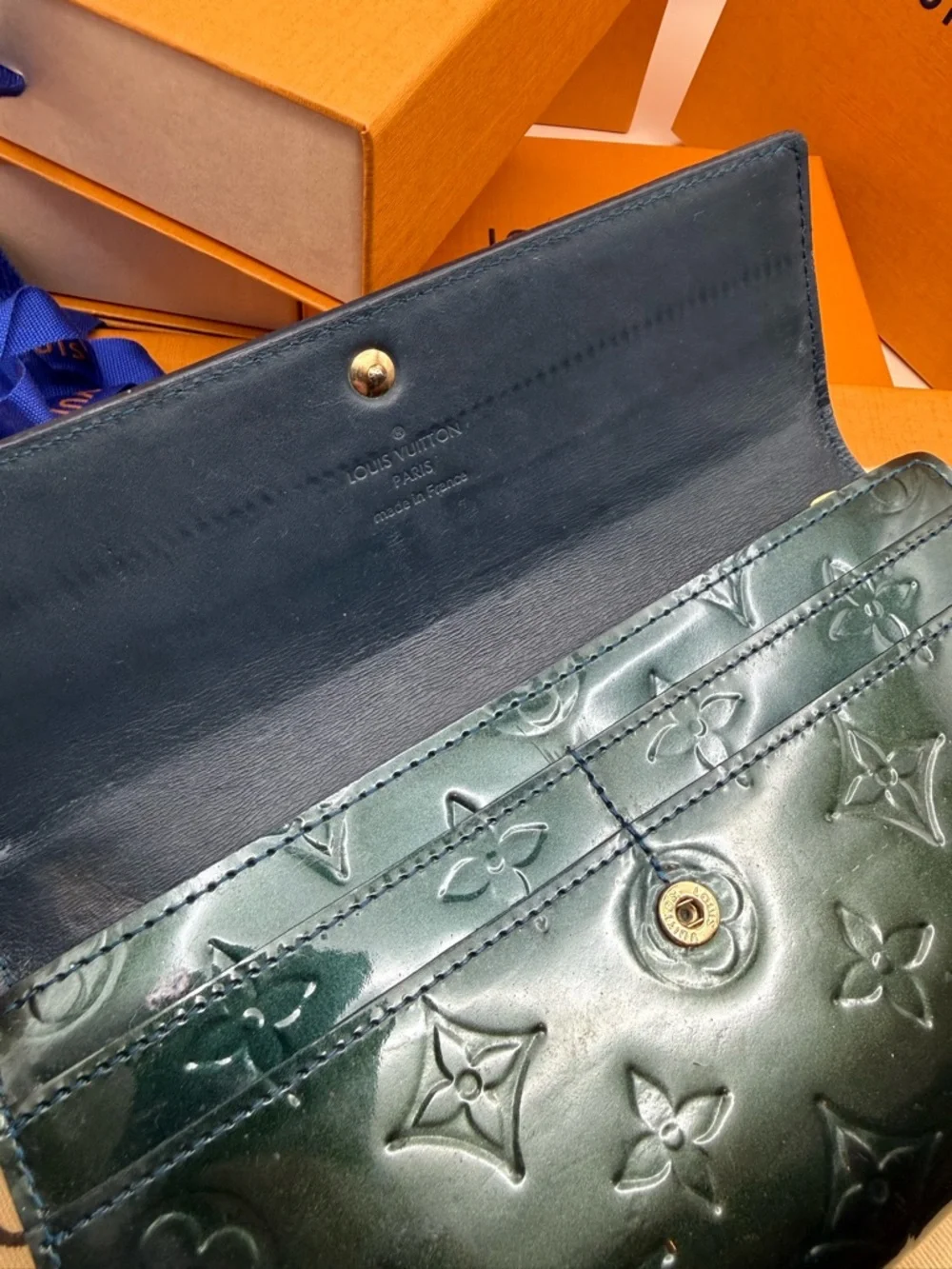 Louis Vuitton Dark Green Vernis Monogram Continental Wallet - Picture 9 of 14